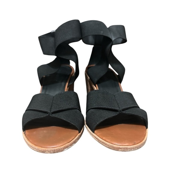 Anthropologie Bernardo strappy block heel classic feminine romantic elegant 90’s - Picture 5 of 15